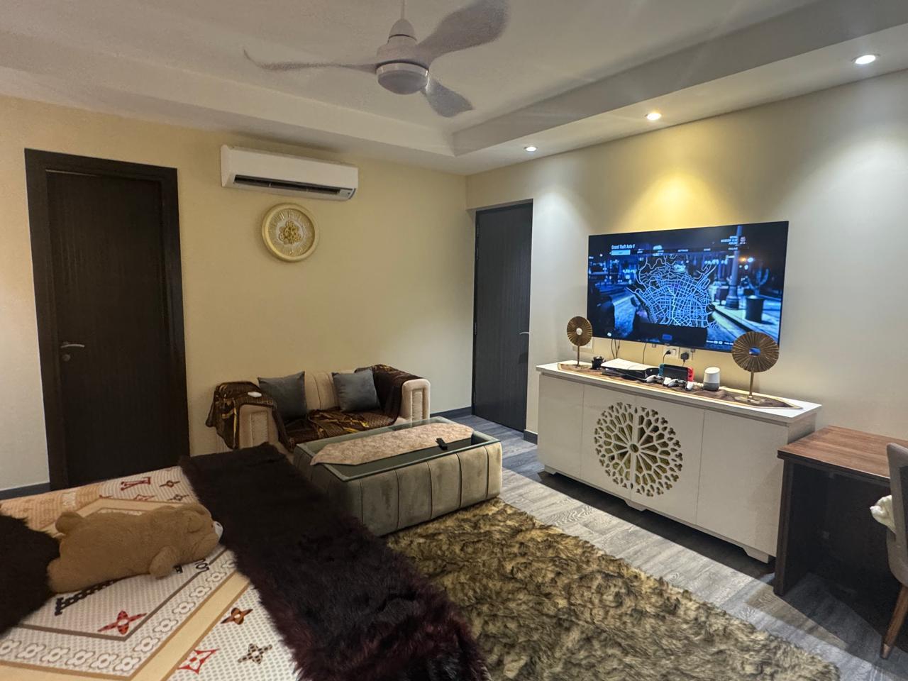200 Sq.M Plot · Sector 40, Noida - View 46