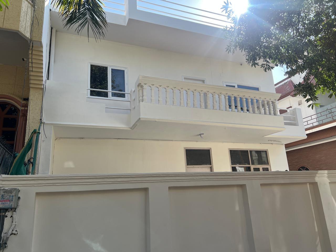 300 Sq.M Plot · Sector 39, Noida - View 2