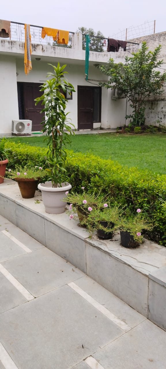 180 Sq.M Corner Plot · Sector 41, Noida - View 6