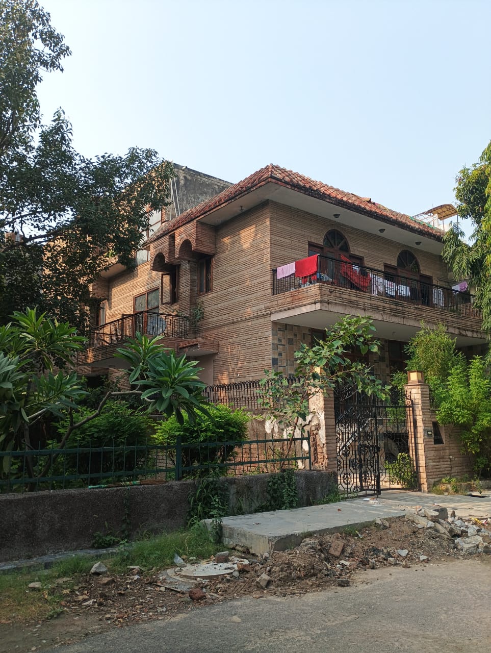 300 Sq.M Corner Plot · Sector 40, Noida - View 2